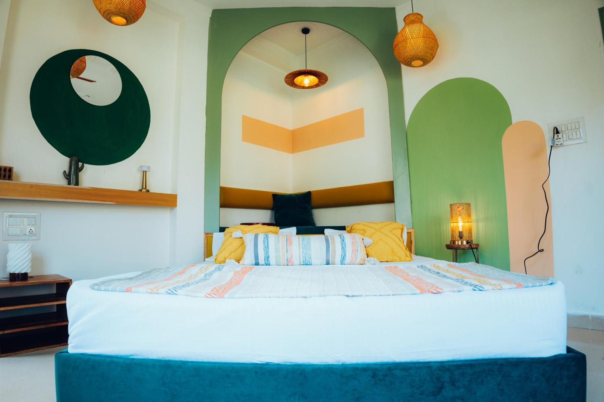 Art Bliss Hostel Rishīkesh Extérieur photo