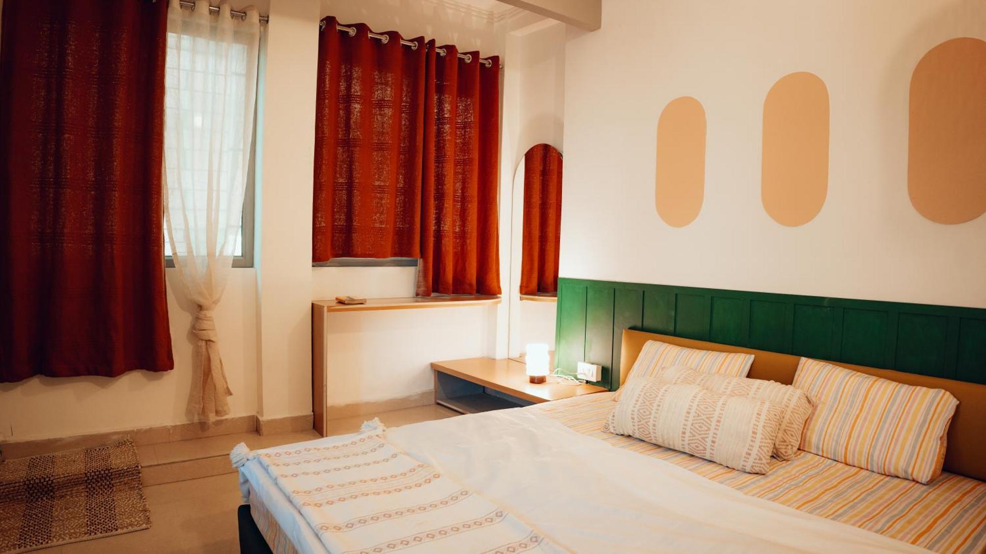 Art Bliss Hostel Rishīkesh Extérieur photo