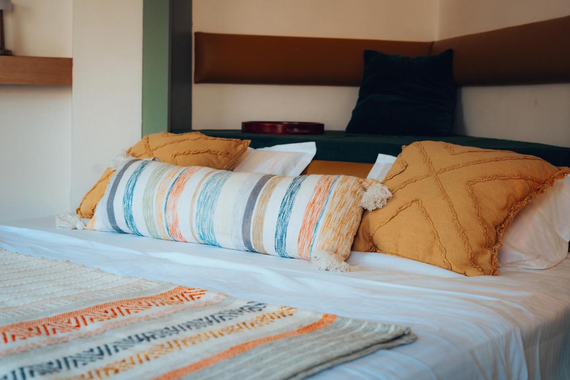 Art Bliss Hostel Rishīkesh Extérieur photo
