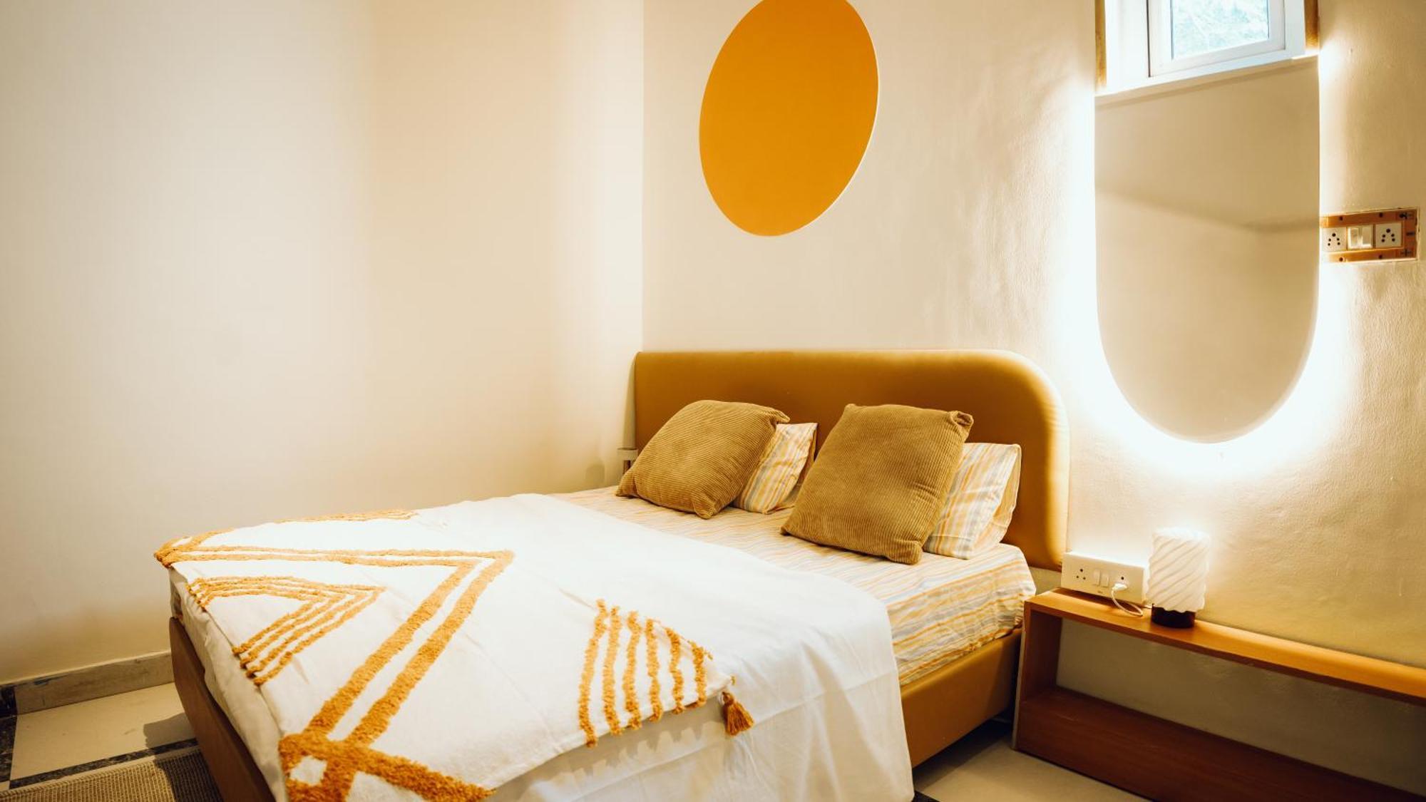 Art Bliss Hostel Rishīkesh Extérieur photo